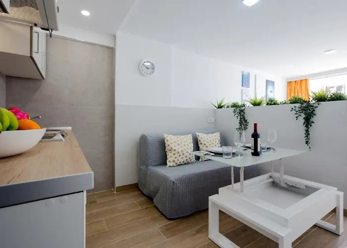 319 Modern Accommodation,sea View And Pool Appartement