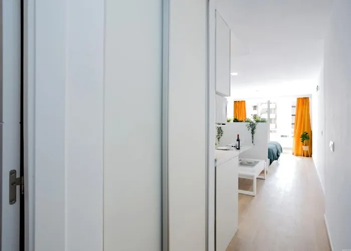 Apartament 319 Modern Accommodation,sea View And Pool